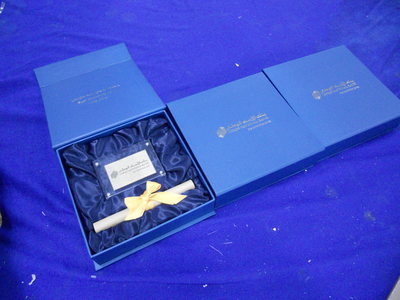 促銷禮品首選 壓克力相框、有機玻璃組合相框與螺絲相框